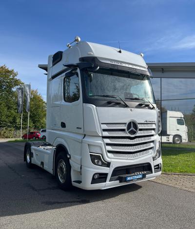 Actros Standard Sattelzugmaschine